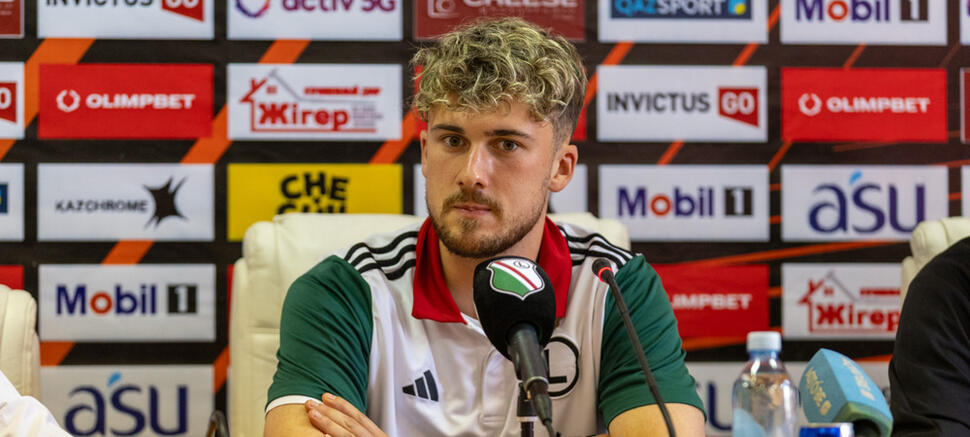 Kacper Tobiasz Trening przed meczem z FK Aktobe