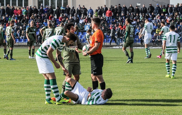 Świt - Legia 0:6 (0:3) - Atrakcyjny początek