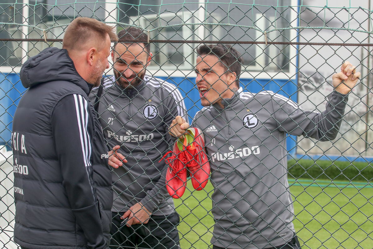 Rafael Lopes, Josue Pesqueira