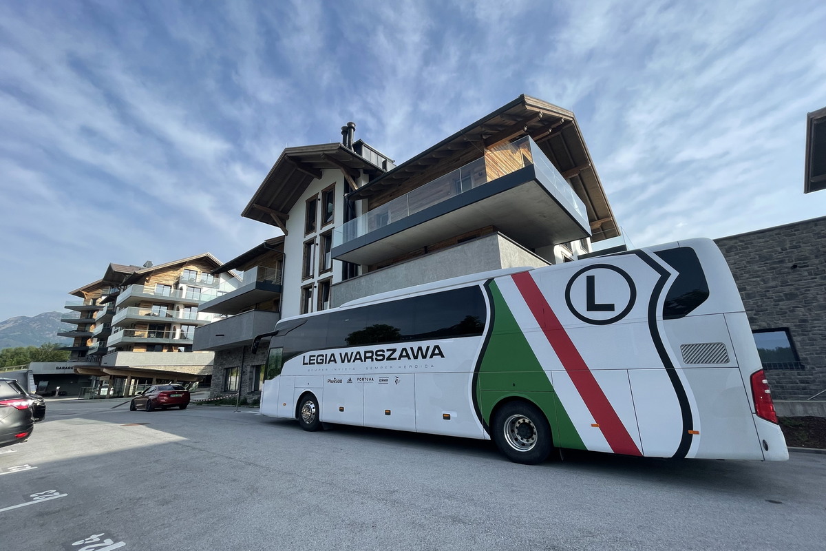 zgrupowanie obóz hotel autokar