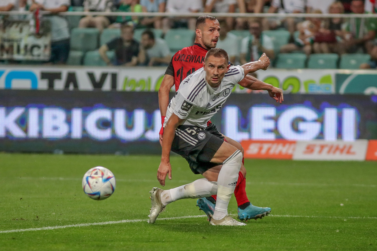 Mateusz Cholewiak Artur Jędrzejczyk