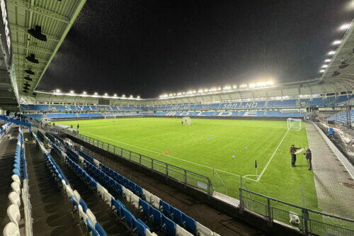 stadion Molde Piłkarze Legii trenowali w Molde