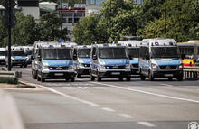 policja Przemarsz kibiców przed FInałem PP