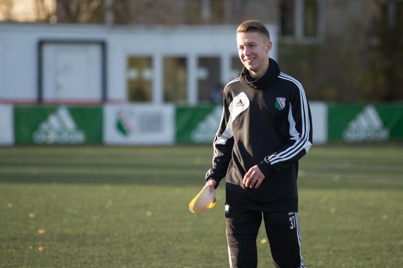 News: U-17: Remis z Portugalią, grali legioniści