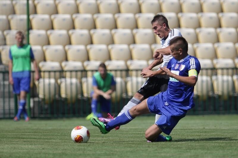 News: Rezerwy: Pierwsze derby