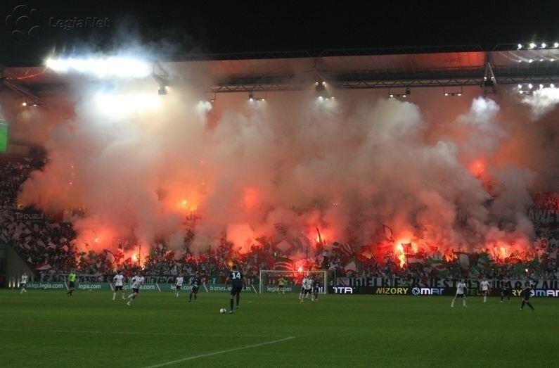 News: Wojewoda zamknął stadion Legii