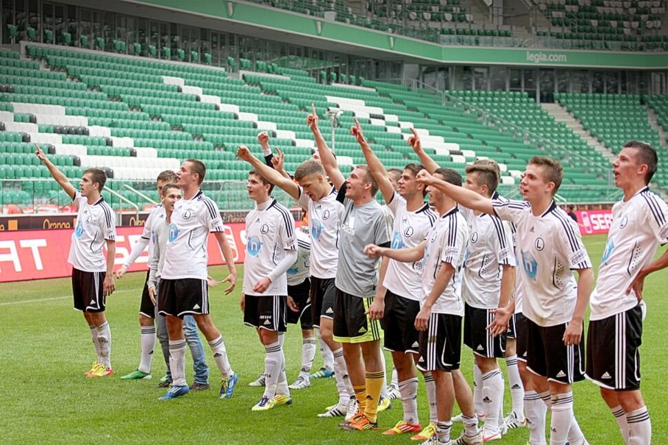 News: Bramki z meczu, doping kibiców i radość piłkarzy - VIDEO