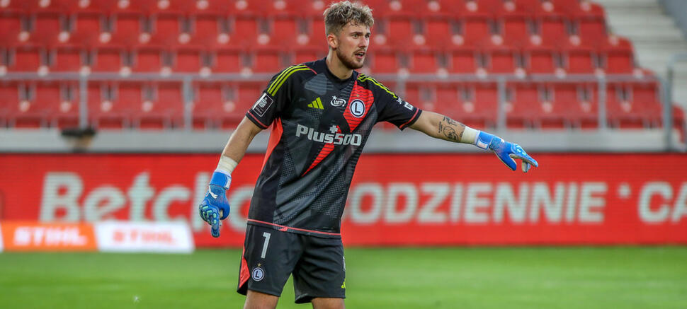 Kacper Tobiasz Puszcza Niepołomice - Legia Warszawa 2:2