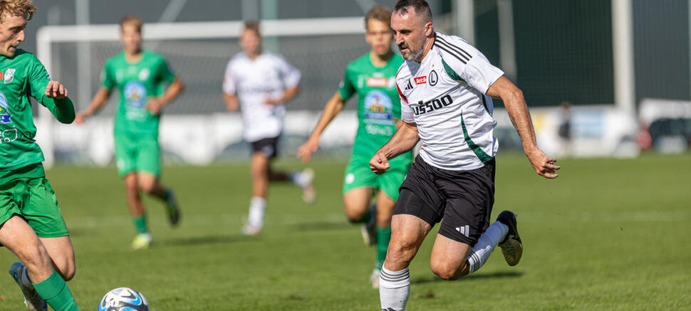 Michał Kucharczyk Legia II Warszawa - Pelikan Łowicz 2:1 (1:0) Michał Kucharczyk