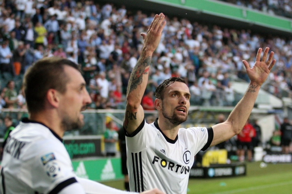 News: Philipps i Vesović powołani do kadr