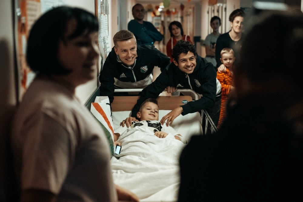 News: Piłkarze Legii odwiedzili Centrum Zdrowia Dziecka