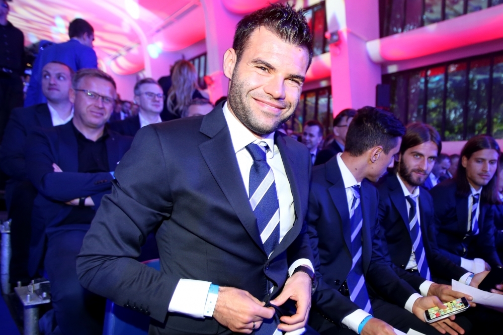 News: Nemanja Nikolić odwiedził Łazienkowską