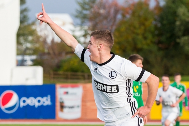 News: U-18: Wełniak i Praszelik powołani do kadry