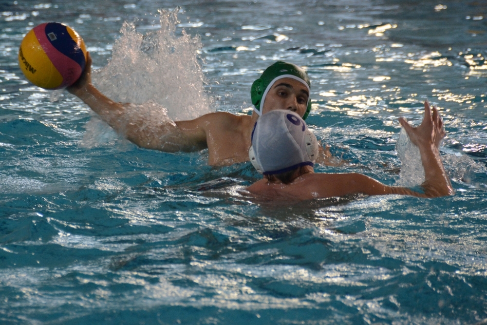 News: Waterpolo: Wygrana na początek sezonu