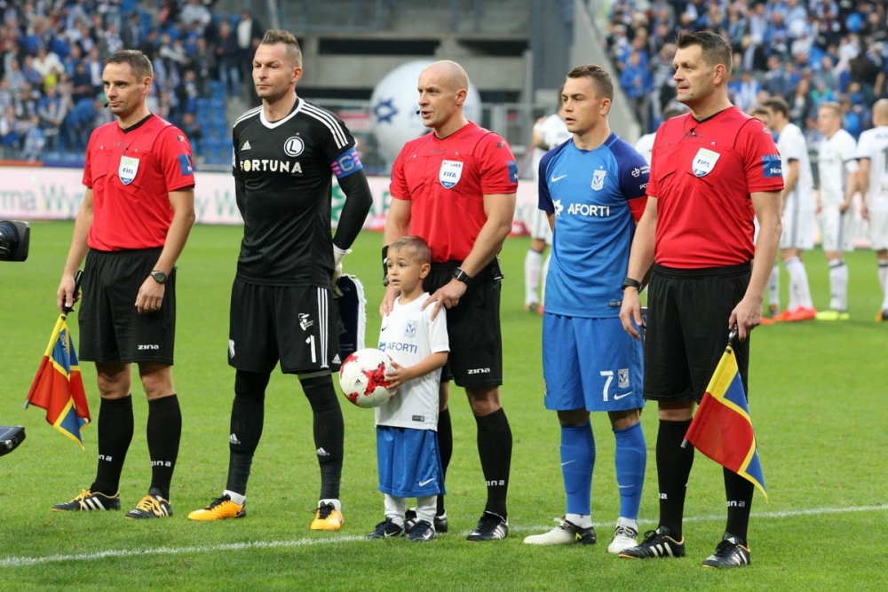News: Arkadiusz Malarz: Musimy powstać z kolan