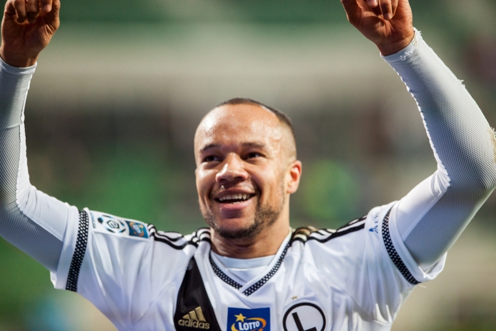 News: Legia chce 5 milionów za Vadisa, połowa trafi do piłkarza i agentów