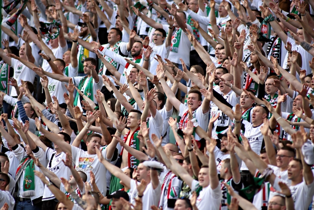 News: Doping kibiców Legii na meczu z Bruk-Betem