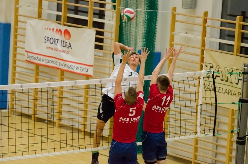 News: Siatkówka: Lider pokonany