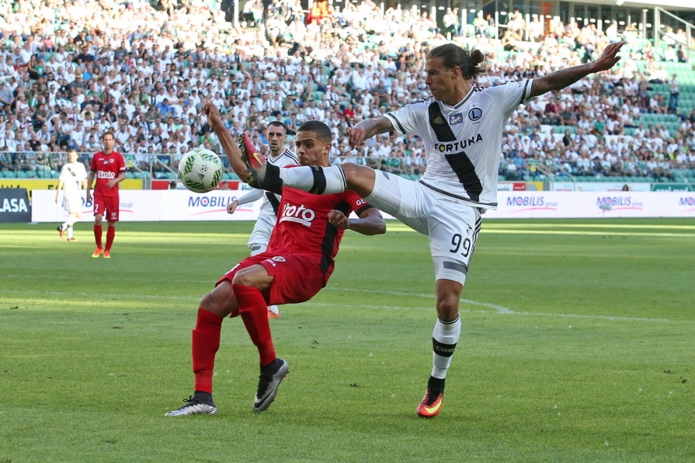 News: Legia - Piast 0:0 (0:0) - Remis mistrza z wicemistrzem