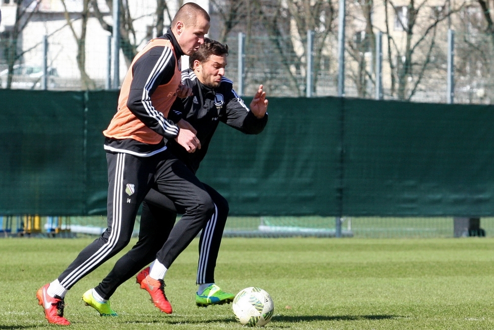 News: Legia - Znicz: Szansa na pokazanie się trenerom