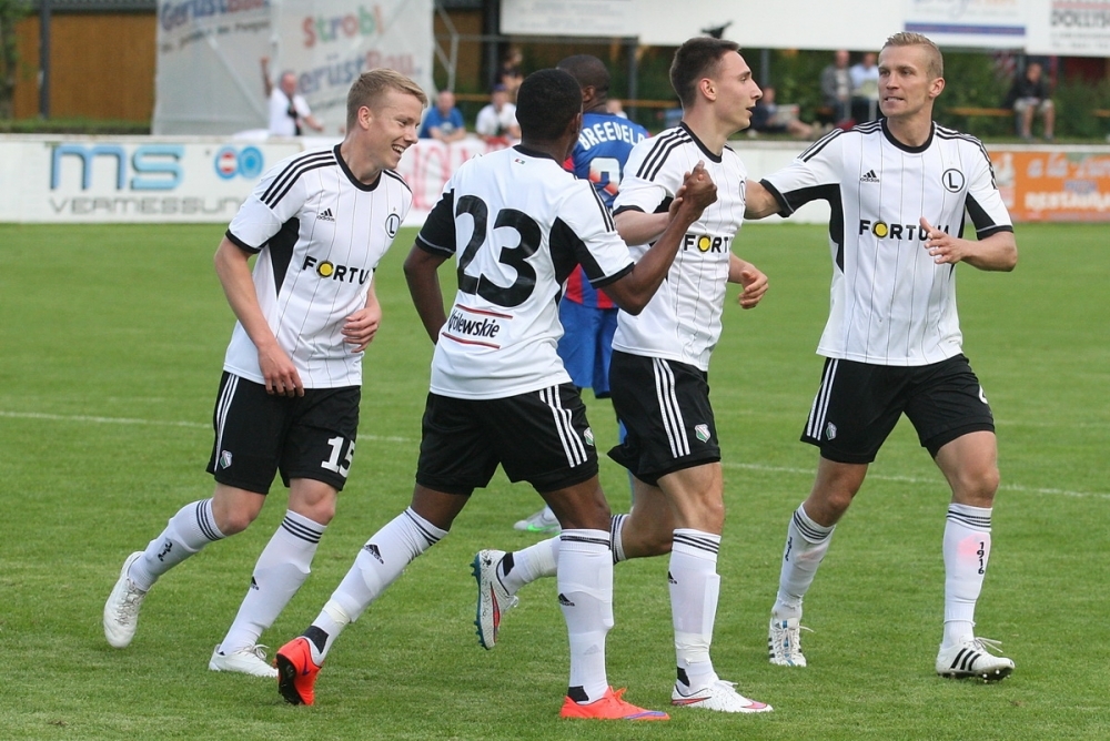 News: Steaua - Legia 1:1 - Gol Araka, kontuzja Lewczuka