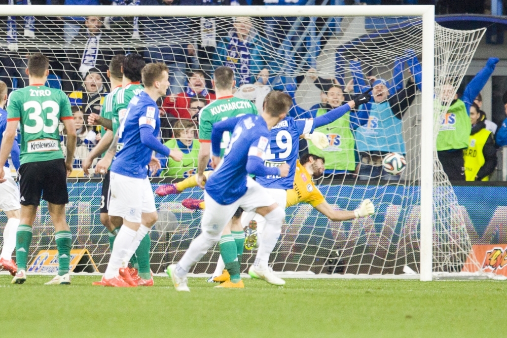 News: Lech - Legia 2:1 - Nie starczyło czasu na remis