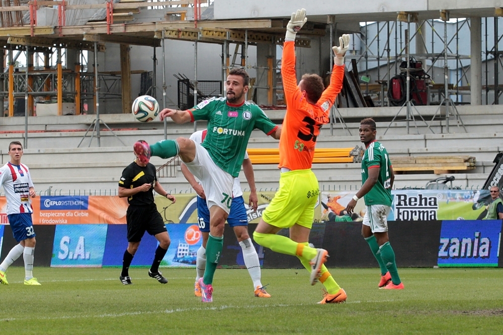 News: Podbeskidzie Bielsko-Biała - Legia Warszawa 2:1 (2:1) - Samotny Sa