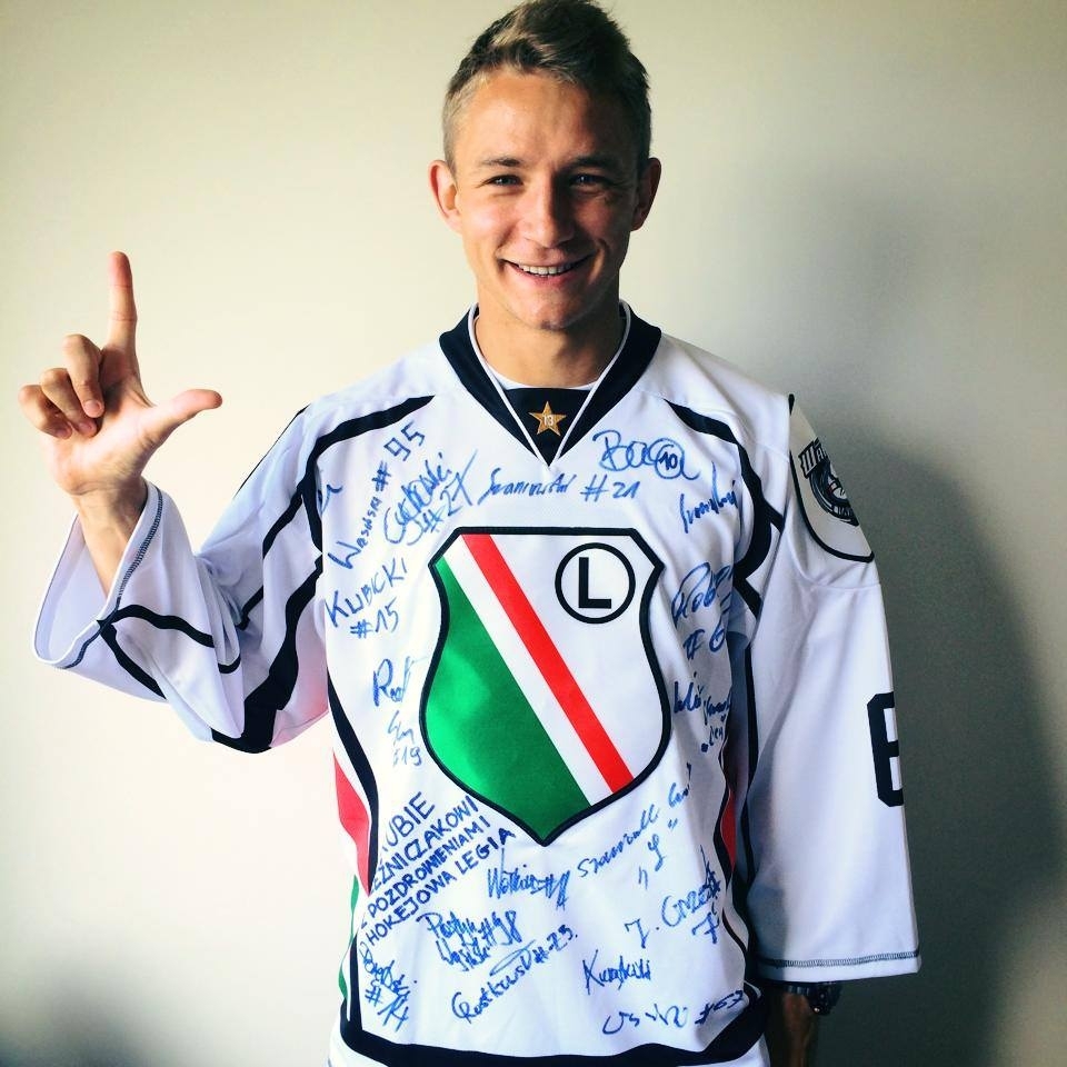 News: Jakub Rzeźniczak: Wspierajmy hokeistów