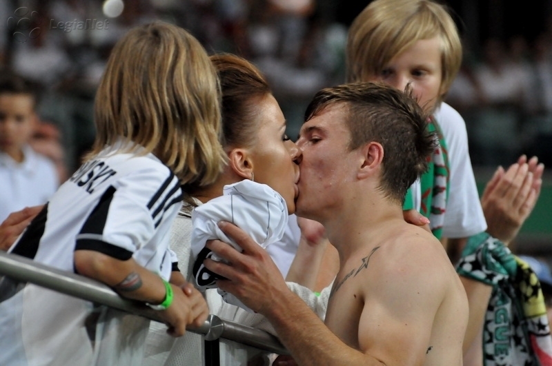 News: Jakub Kosecki zmienił stan cywilny