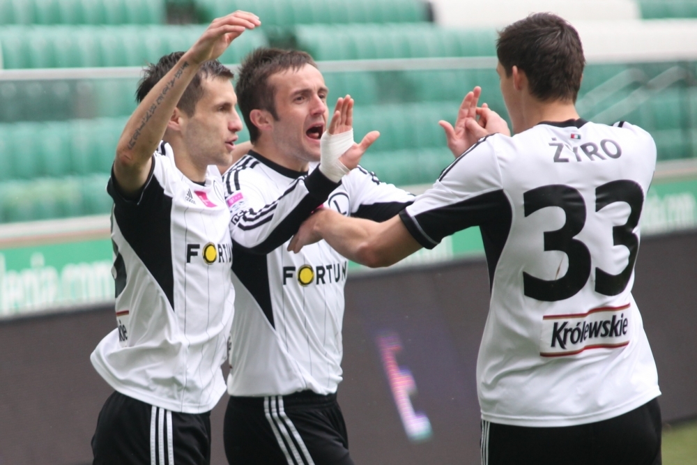 News: Legia Warszawa - Wisła Kraków 2:2 (2:0) - Remis w "wygranym" meczu