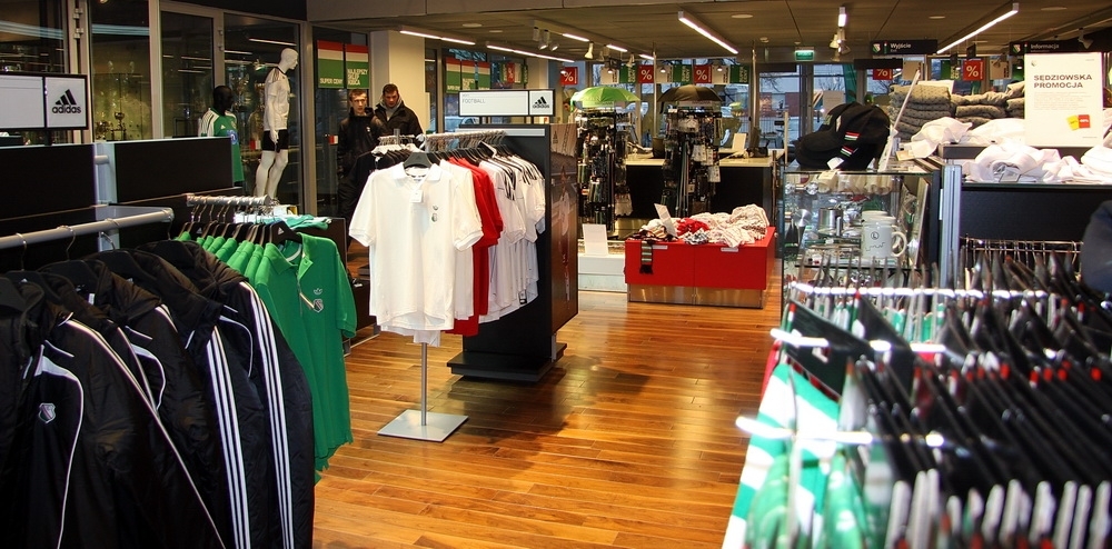 News: Tymczasowy sklep kibica na "Strzelnicy"