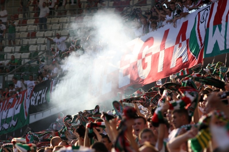 News: Legia gra, a my śpiewamy! - VIDEO z dopingiem