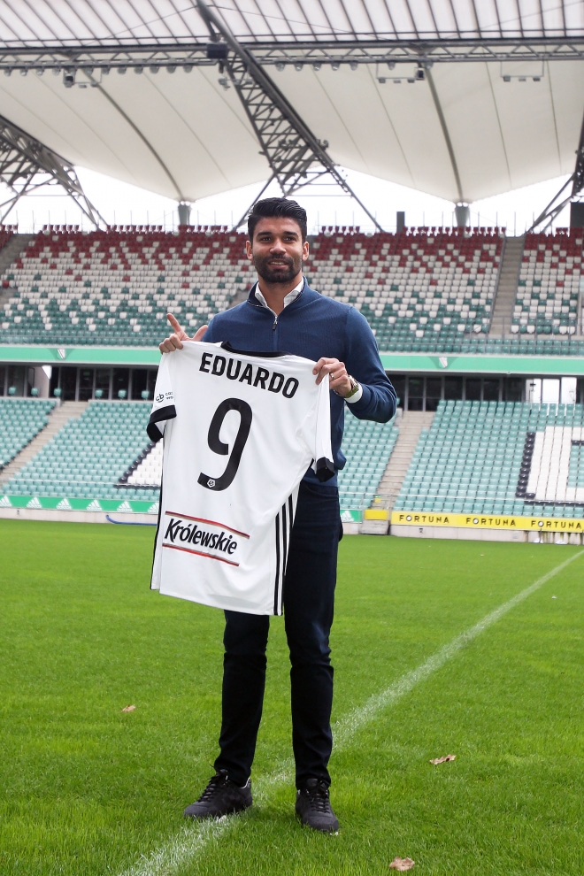 Legia zaprezentowała nowych piłkarzy