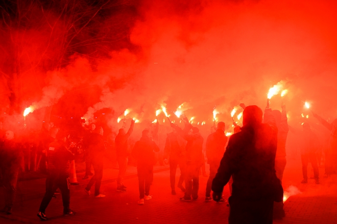 Kibice podziękowali Borucowi, Pazdan nie zagra z Urugwajem