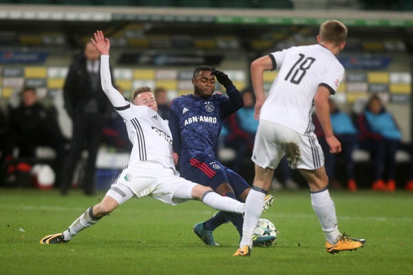 UYL: Legia - Ajax 1:4 (1:1) - Ajax za dobry na Legię