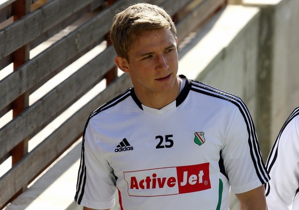 Jakub Rzeźniczak odchodzi z Legii