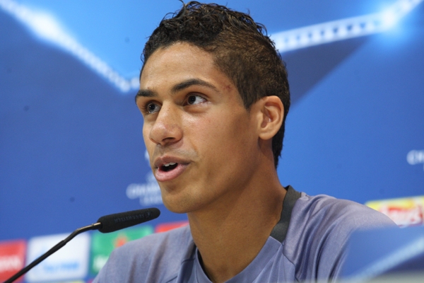 Zidane i Varane - dyplomaci Realu