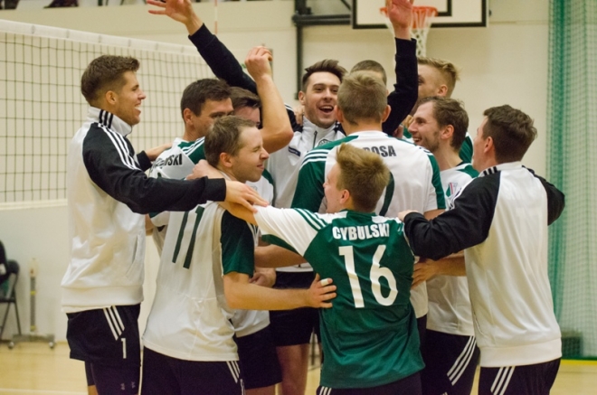Siatkówka: Lider pokonany
