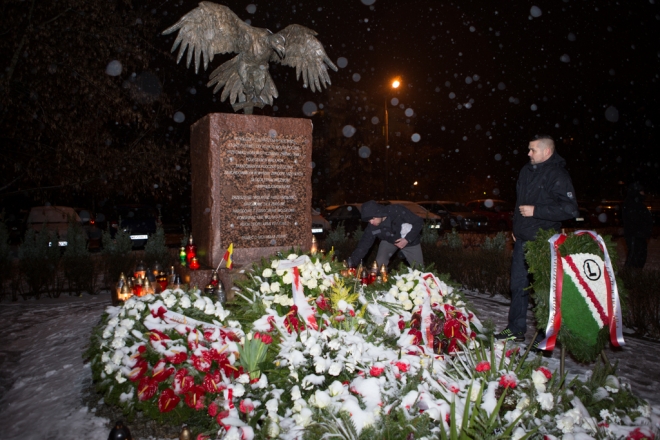 Kibice Legii upamiętnili Dzień Pamięci Żołnierzy Wyklętych