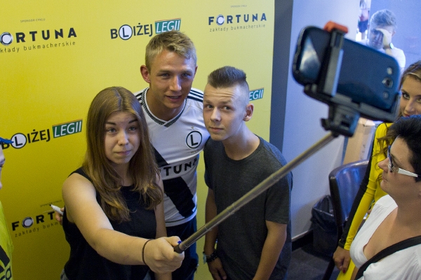 Bliżej Legii z Jakubem Rzeźniczakiem
