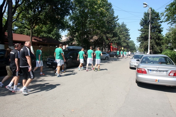 Spacer i siłowania piłkarzy Legii w Botosani