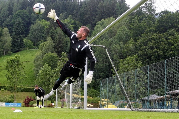 Leogang: Poranny trening bramkarzy
