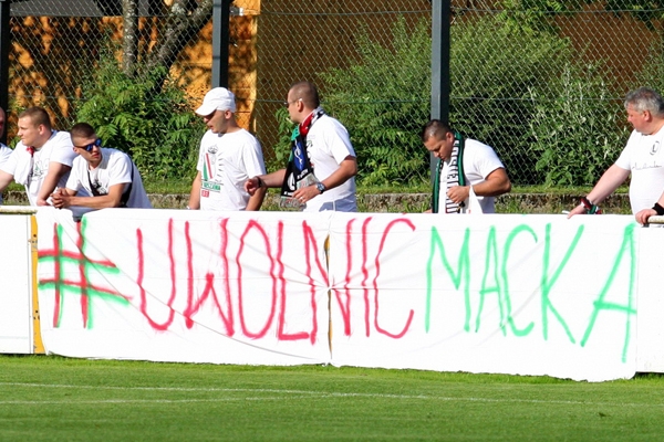 Steaua - Legia 1:1 - Gol Araka, kontuzja Lewczuka