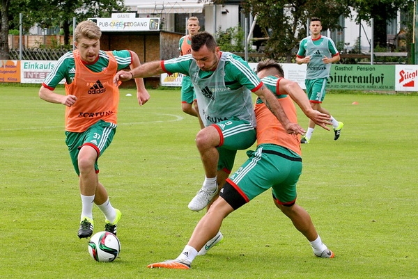 Leogang: Pierwszy trening na boisku (akt. wideo)