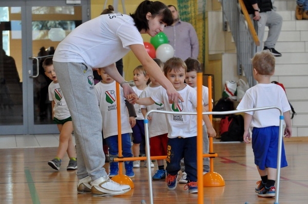 Koszykówka: Legia Basket School