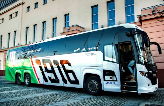 Nowy autokar legionistów