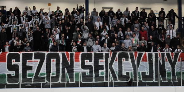 Hokej: Lider lepszy od legionistów