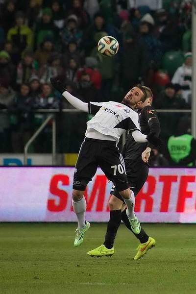 Legia Warszawa - Cracovia 2:0 (1:0): Spokojne przejście po 