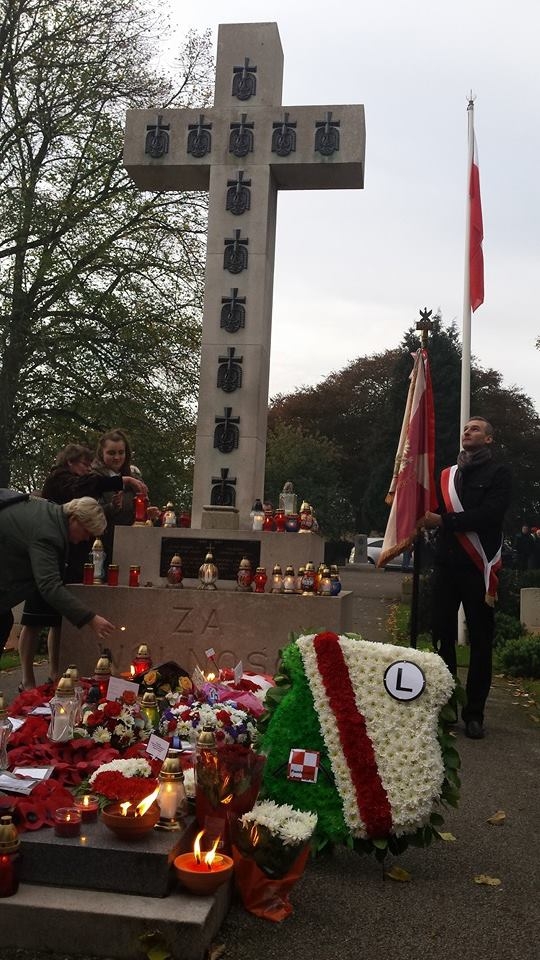 Kibice uczcili pamięć lotników