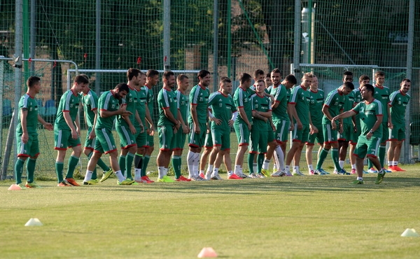 Krystian Bielik trenował z Legią